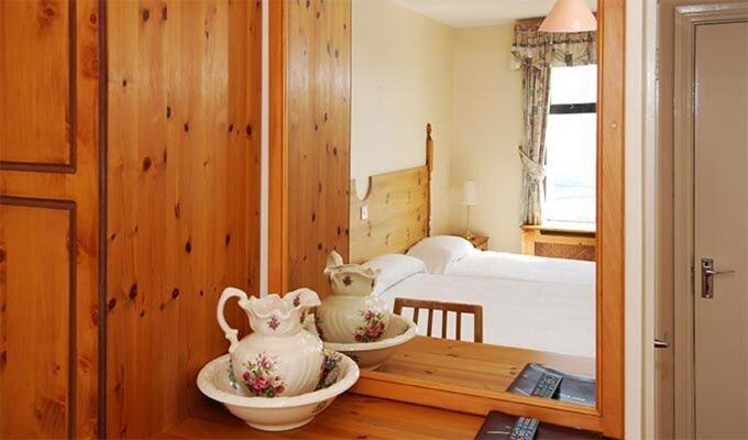 The Scarriff Inn Caherdaniel Eksteriør bilde